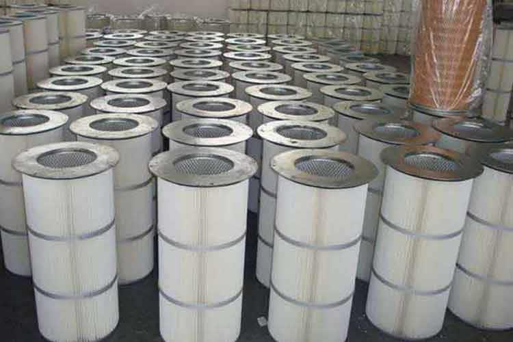 当脉冲开云(中国)官方在线登录箱体内部有像小水洼或锈斑的水气现象时，这种现是水汽或者是从外面渗漏进来的这几种情况引发的